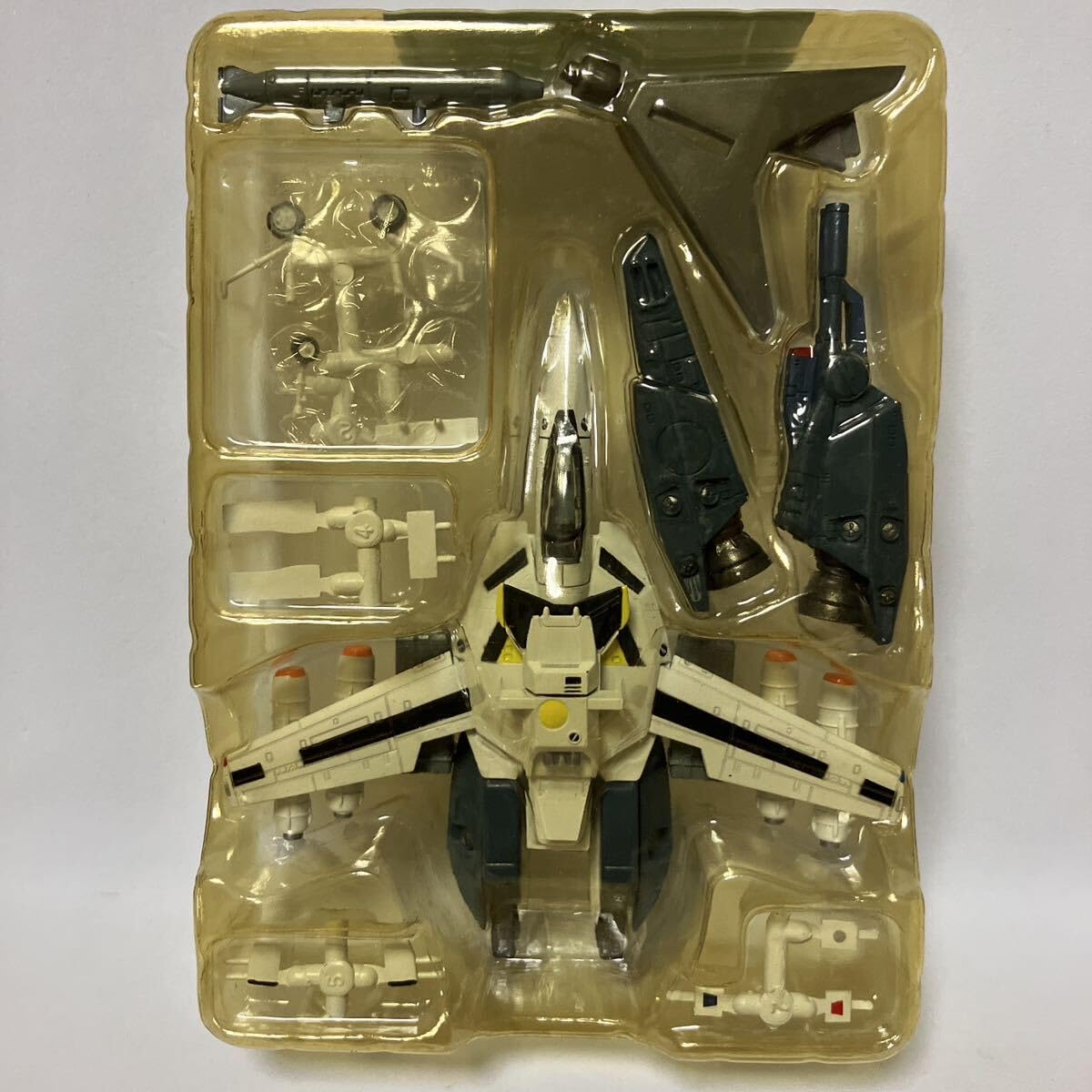 Amazon.co.jp: 1/144 VF-1S ロイ フォッカー機 TV版 #4 超時空要塞
